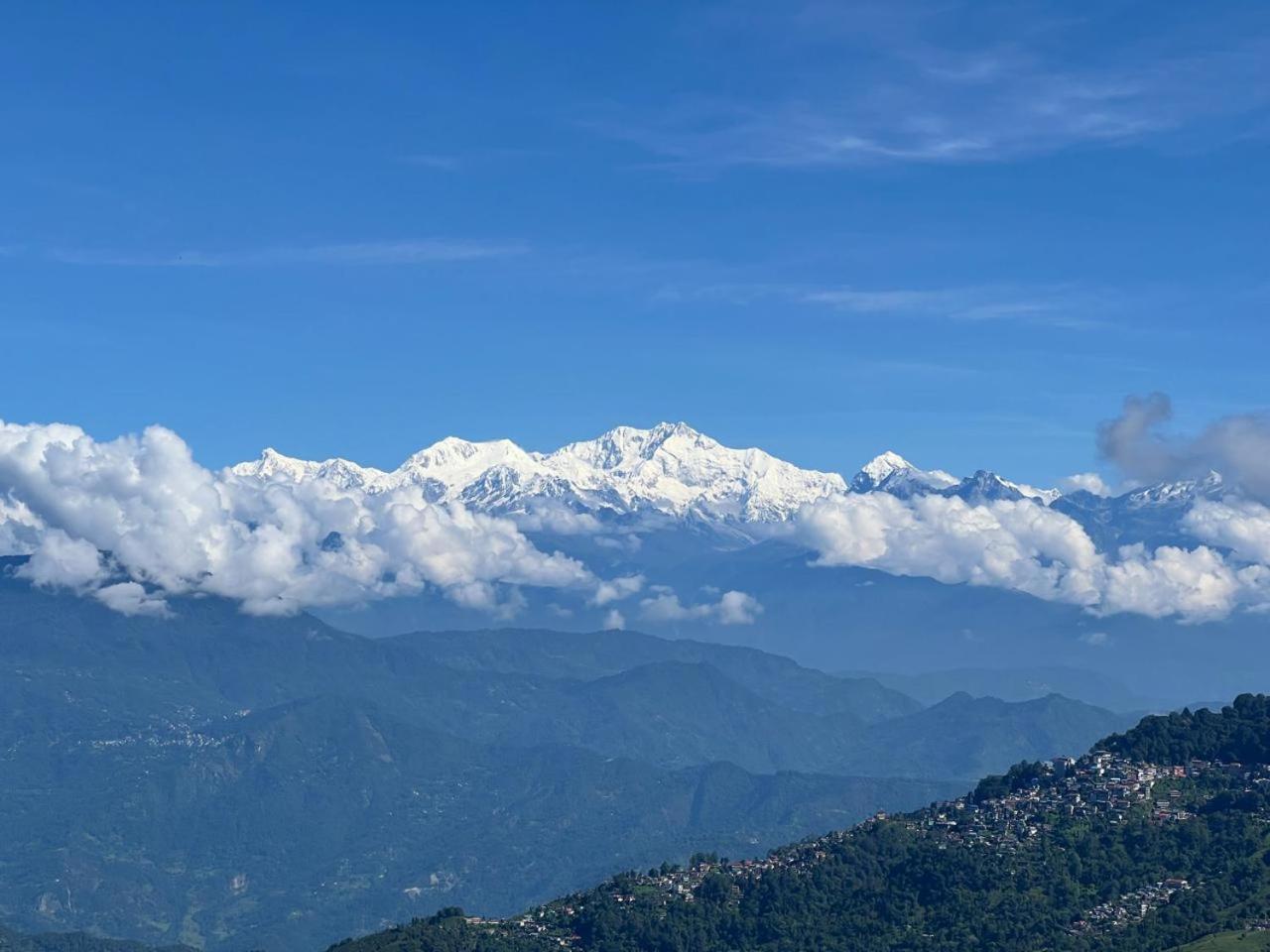 Himalayan Gorkha Retreat II Free Parking 호텔 다르질링 외부 사진