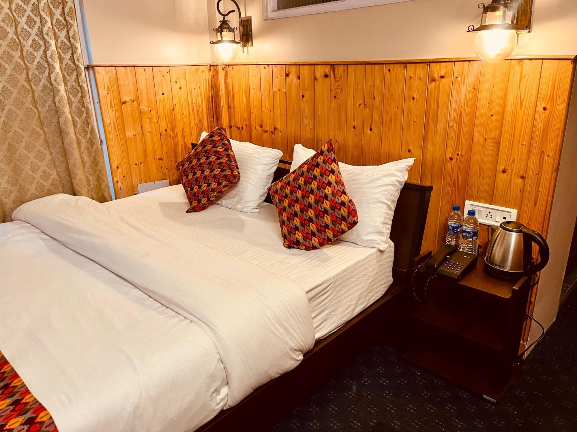 Himalayan Gorkha Retreat II Free Parking 호텔 다르질링 외부 사진
