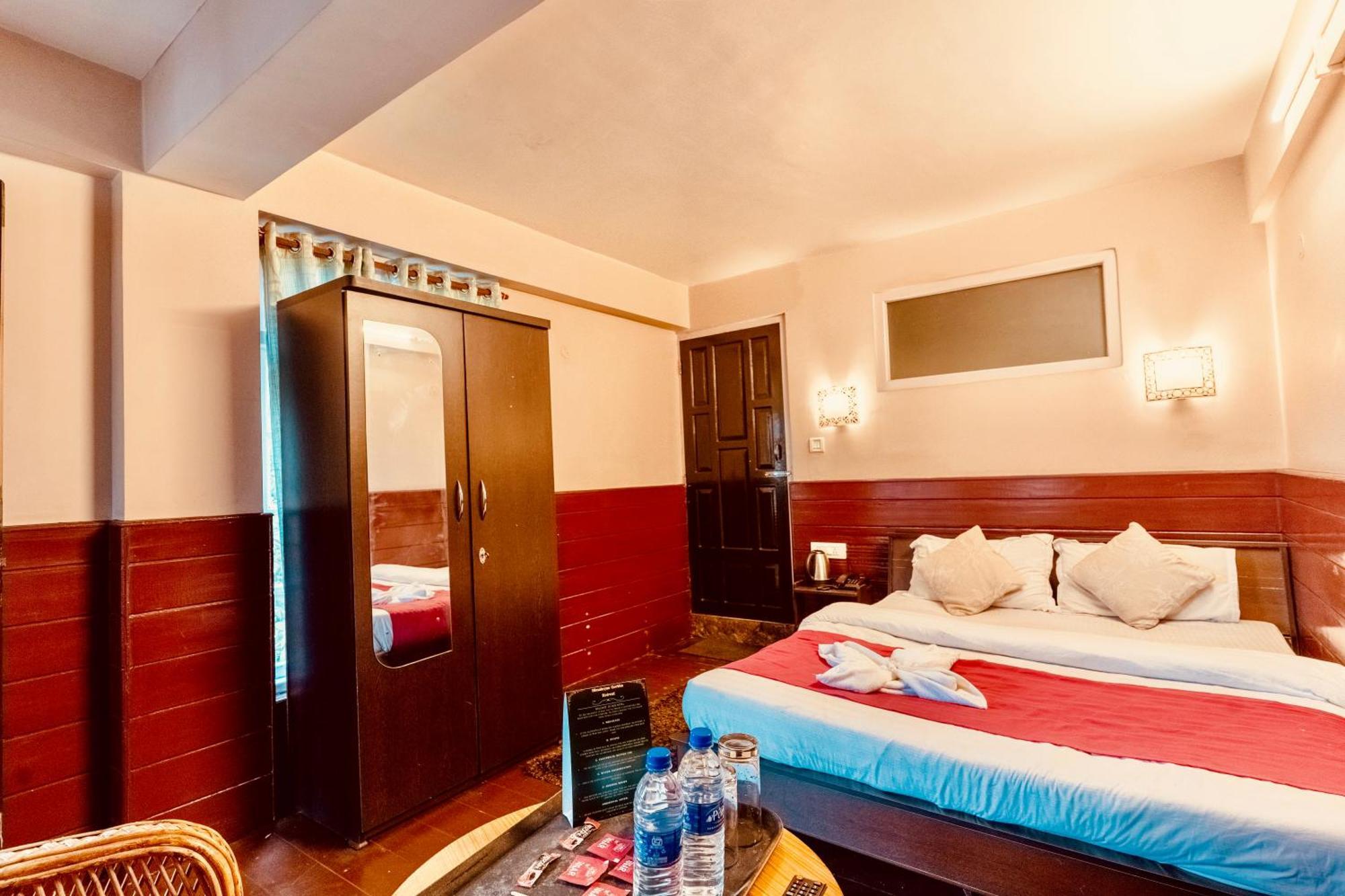 Himalayan Gorkha Retreat II Free Parking 호텔 다르질링 외부 사진