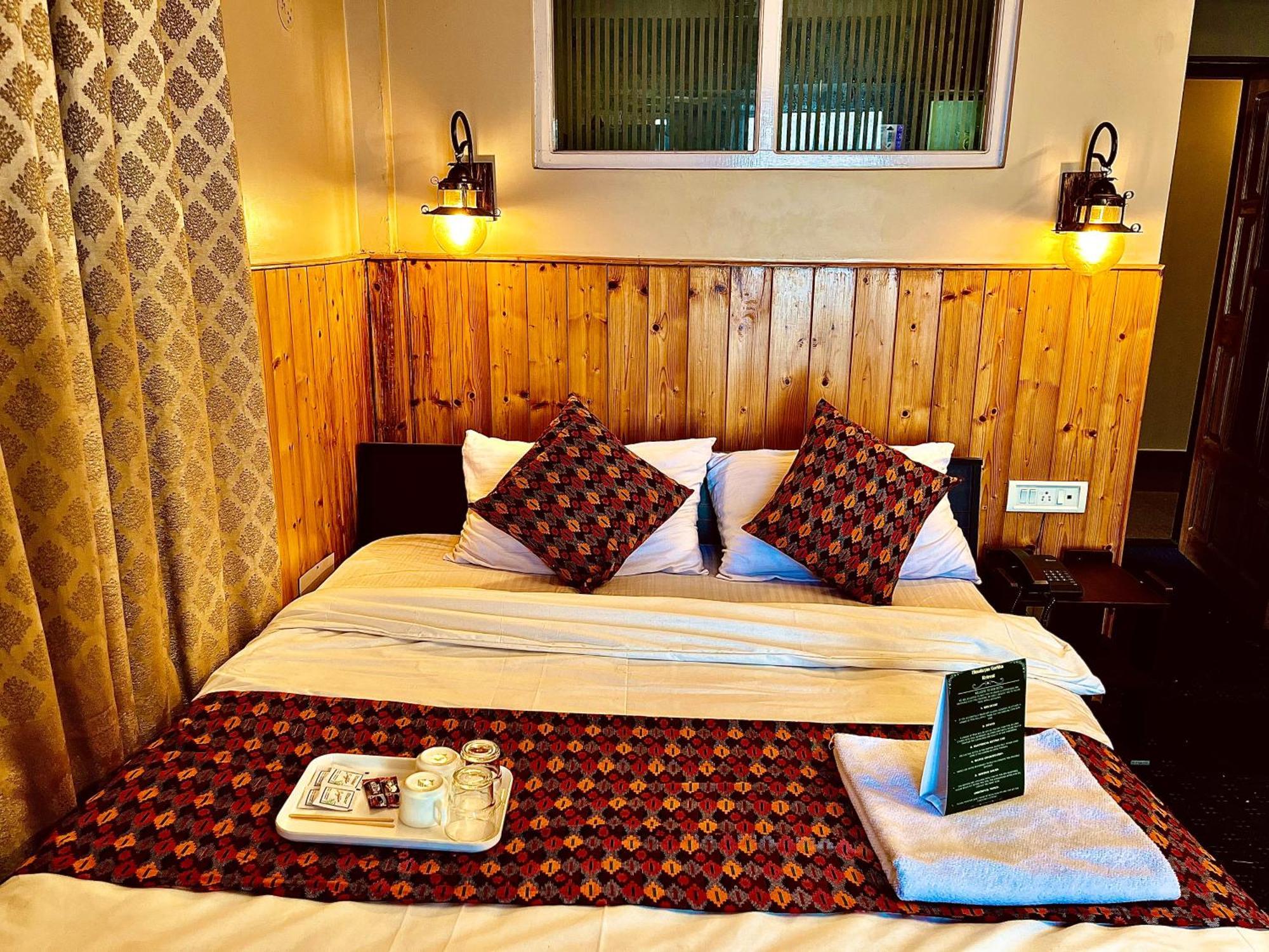 Himalayan Gorkha Retreat II Free Parking 호텔 다르질링 외부 사진