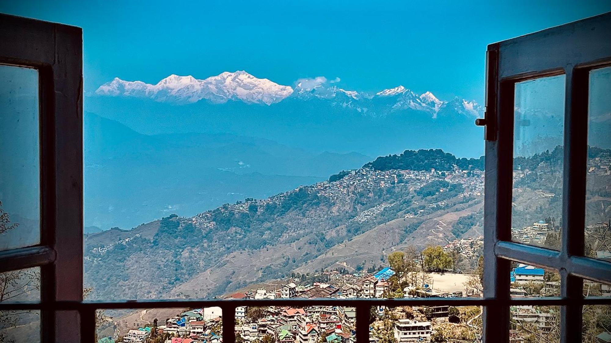 Himalayan Gorkha Retreat II Free Parking 호텔 다르질링 외부 사진